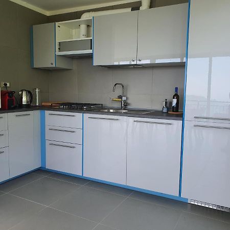 La Terrazza Sul Golfo Apartment Рапало Екстериор снимка