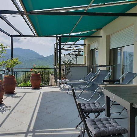 La Terrazza Sul Golfo Apartment Рапало Екстериор снимка