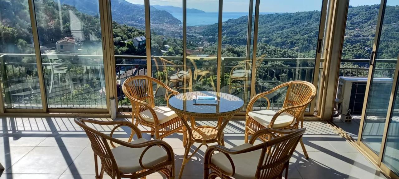 La Terrazza Sul Golfo Apartment Рапало Екстериор снимка