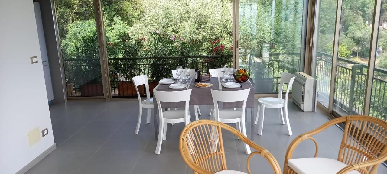 La Terrazza Sul Golfo Apartment Рапало Екстериор снимка