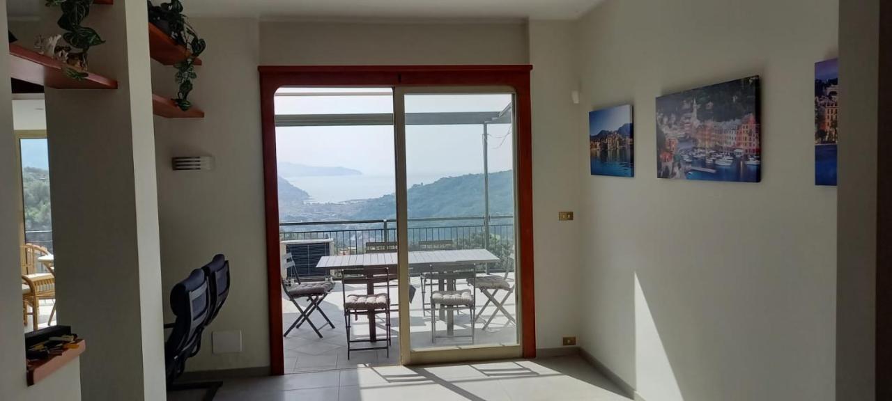 La Terrazza Sul Golfo Apartment Рапало Екстериор снимка