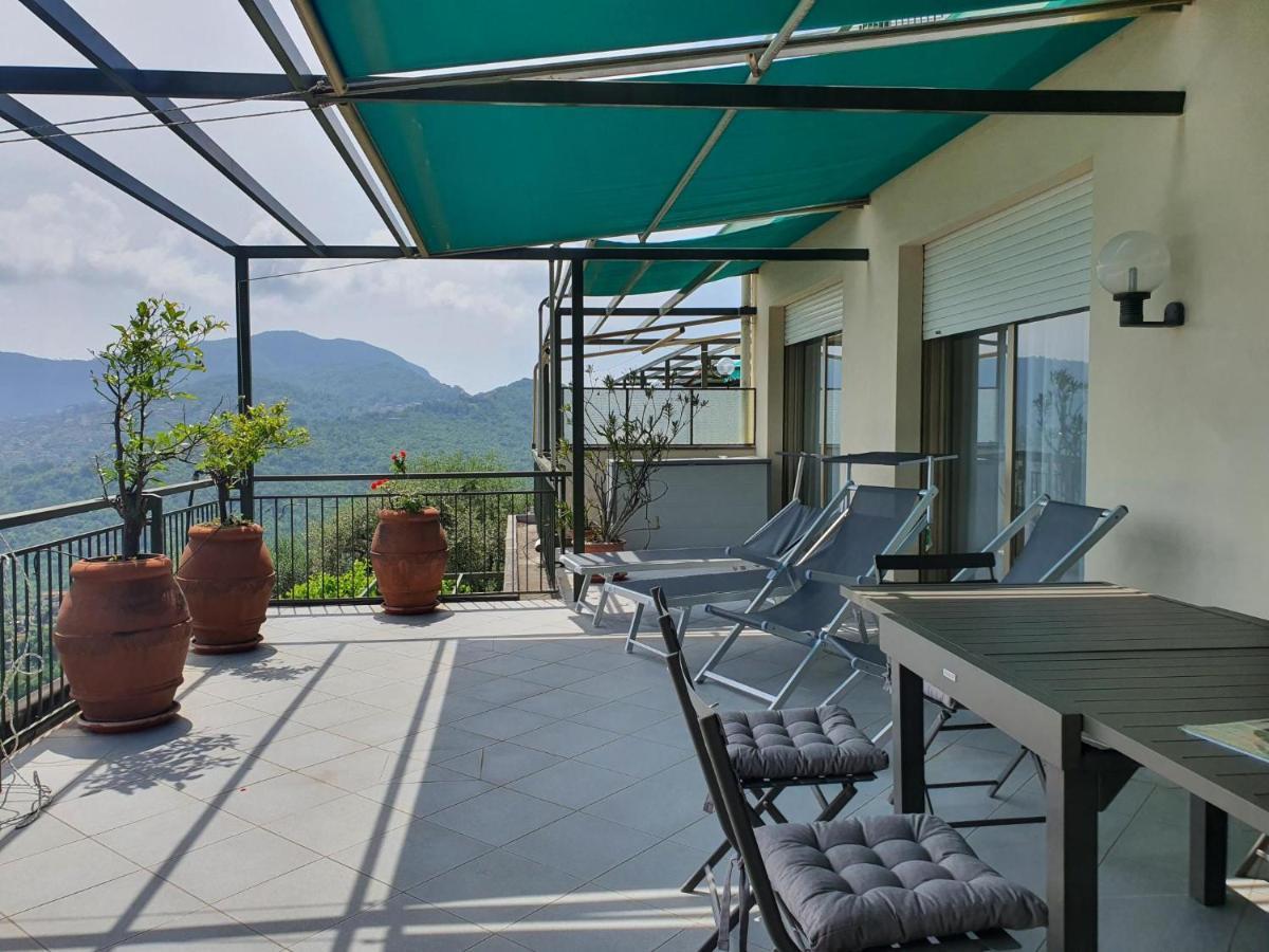La Terrazza Sul Golfo Apartment Рапало Екстериор снимка